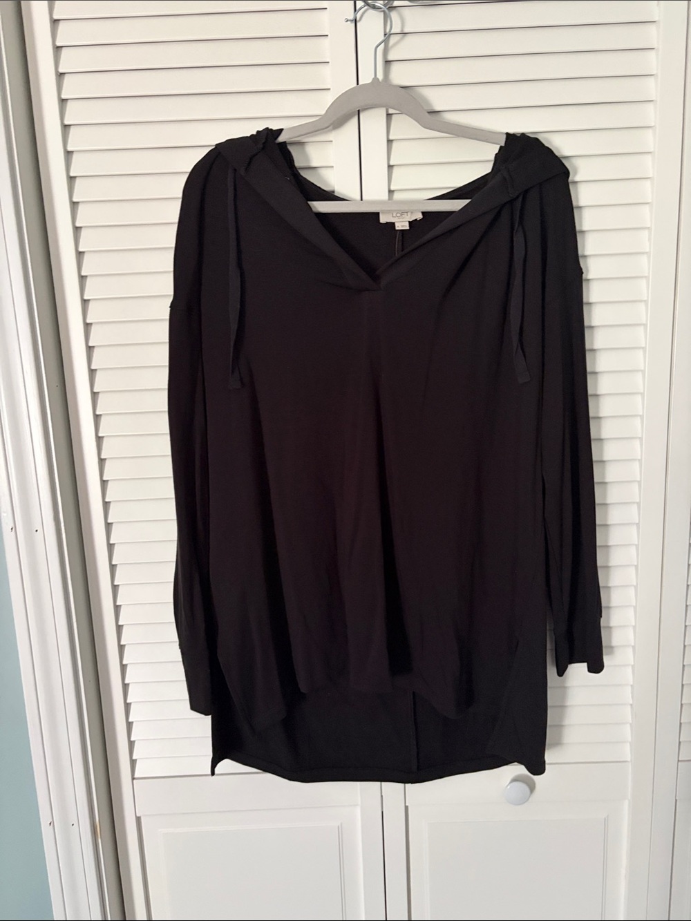 LOFT Black Hooded V-Neck Long Sleeve Top
